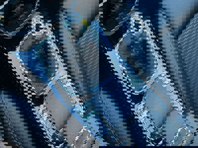 Image Mercedes-Benz 汃獡敳䄠 A 180 1.3 136 Progressive Line Full leds GPS Caméra Carplay Sièges chauffants Régul Clim auto bi-zon